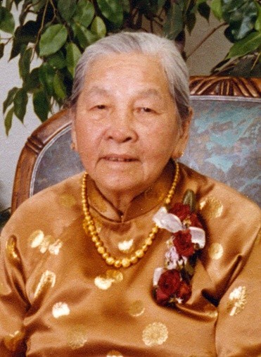Obituary of Hong Thi Nguyen