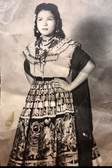 Obituary of Lucila Contreras de Guzman