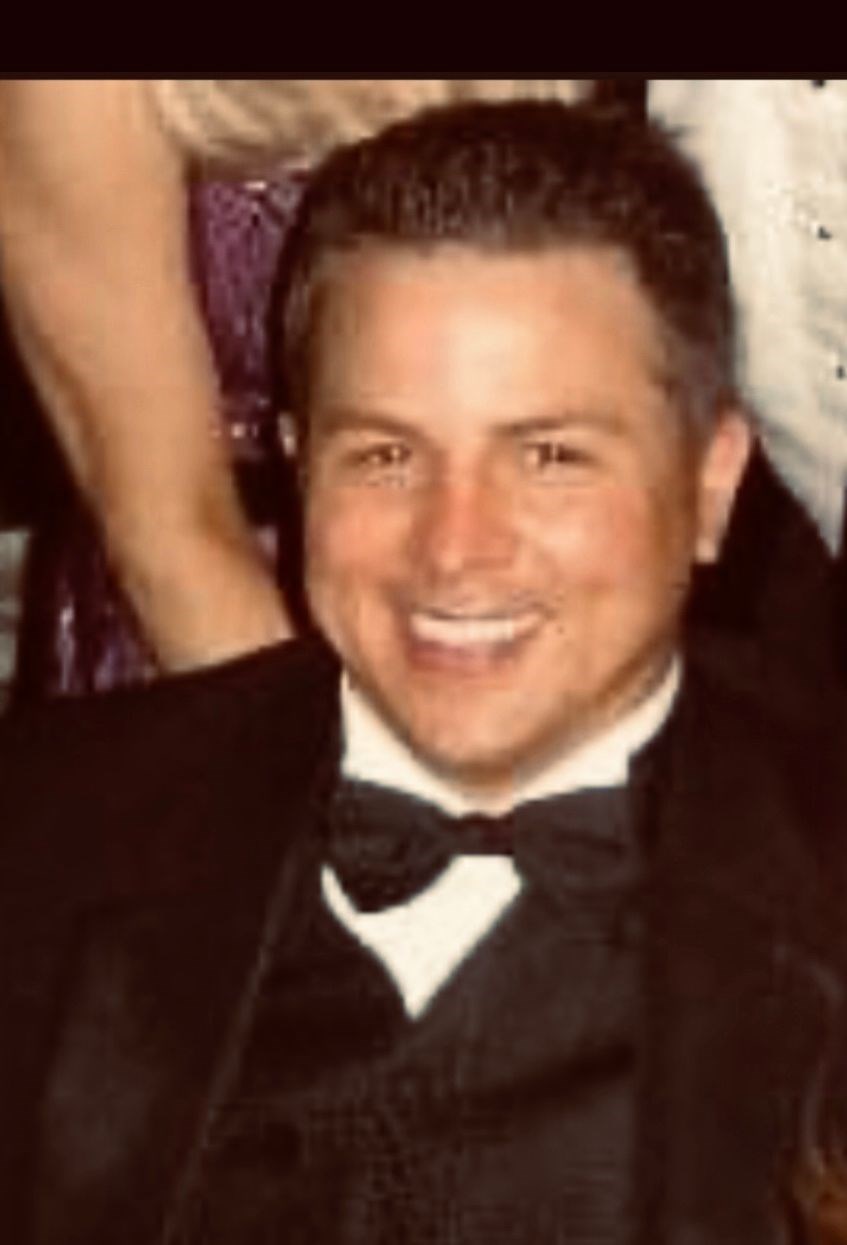 Obituary of Ross Carlin Gibbons