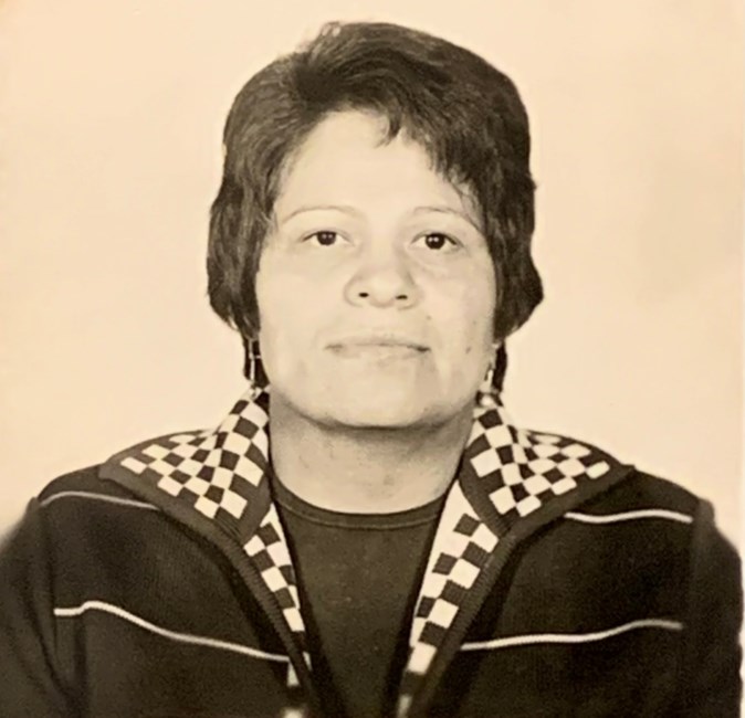 Obituary of Maria Aurora Quiroz