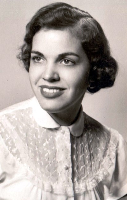Obituary of Sandra E. Descoteaux