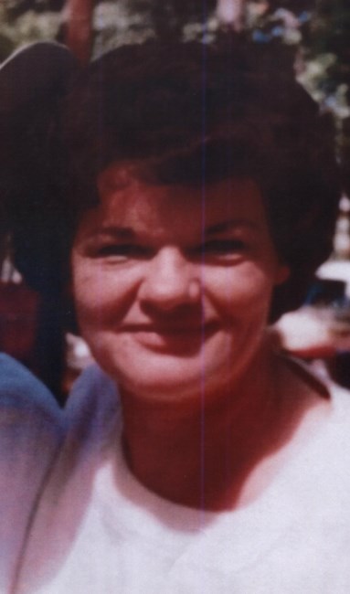 Obituary of Carolyn Nallie