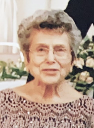 Obituary of Helen James Piperis