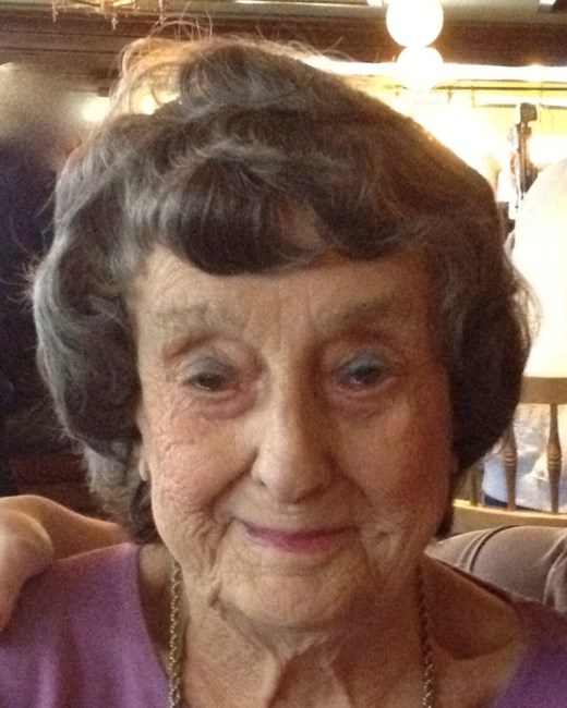 Obituario de Eileen Agnes Mountain