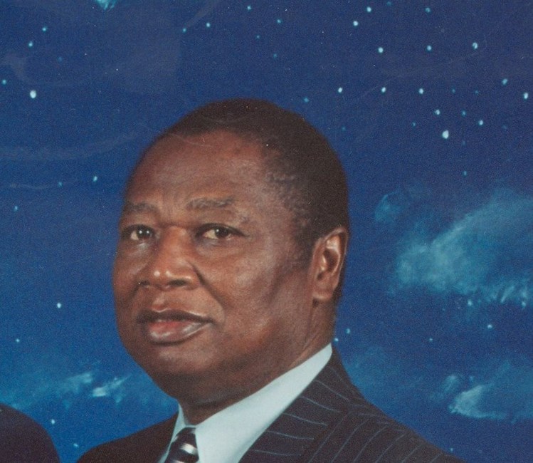 Obituary of Oliver Luckett