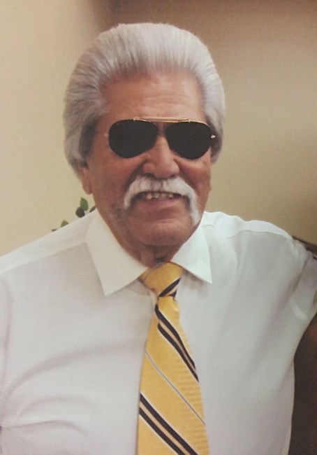 Avis de décès de Arturo F Garza