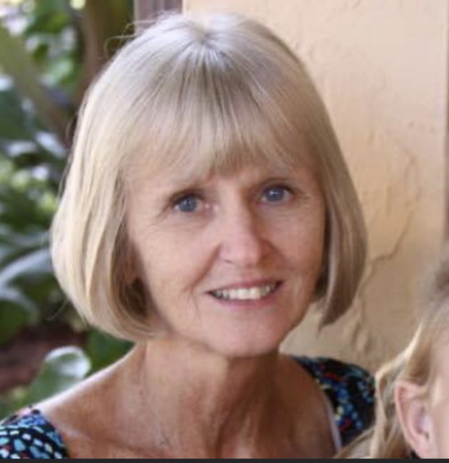 Obituary of Elaine Mackechnie