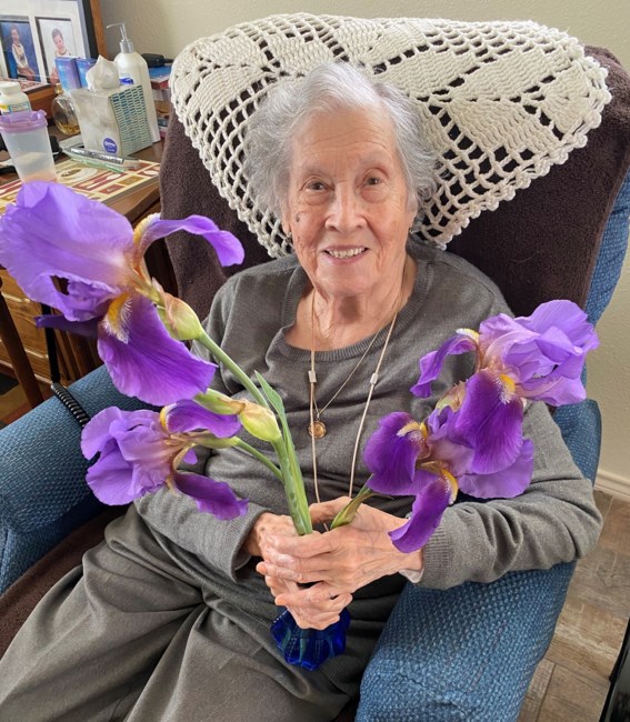 Obituary of Genoveva P. Tarin