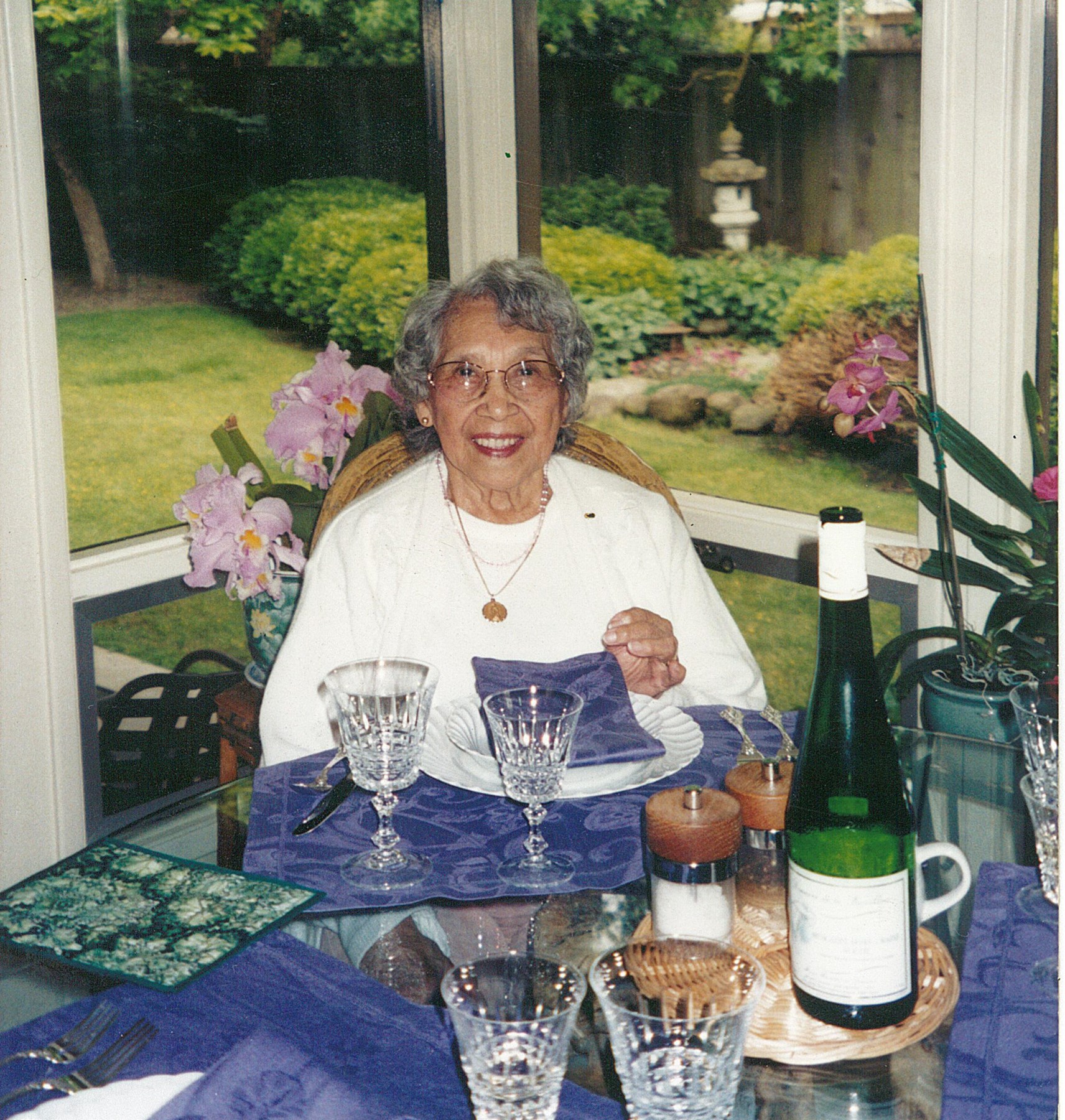 Obituary of Amelia R. Boltares