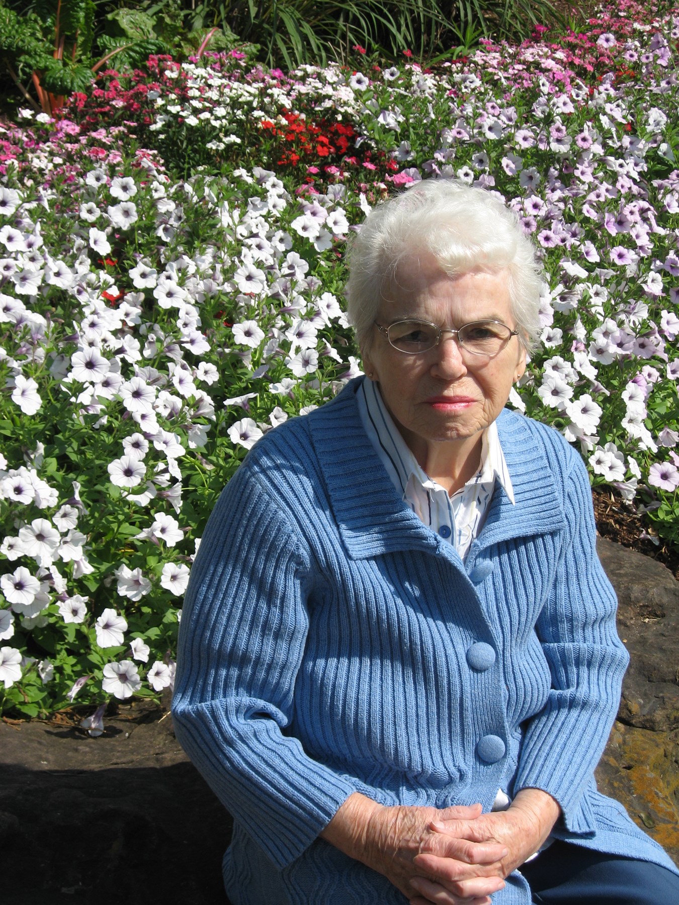 Obituary of Helen L. Richert