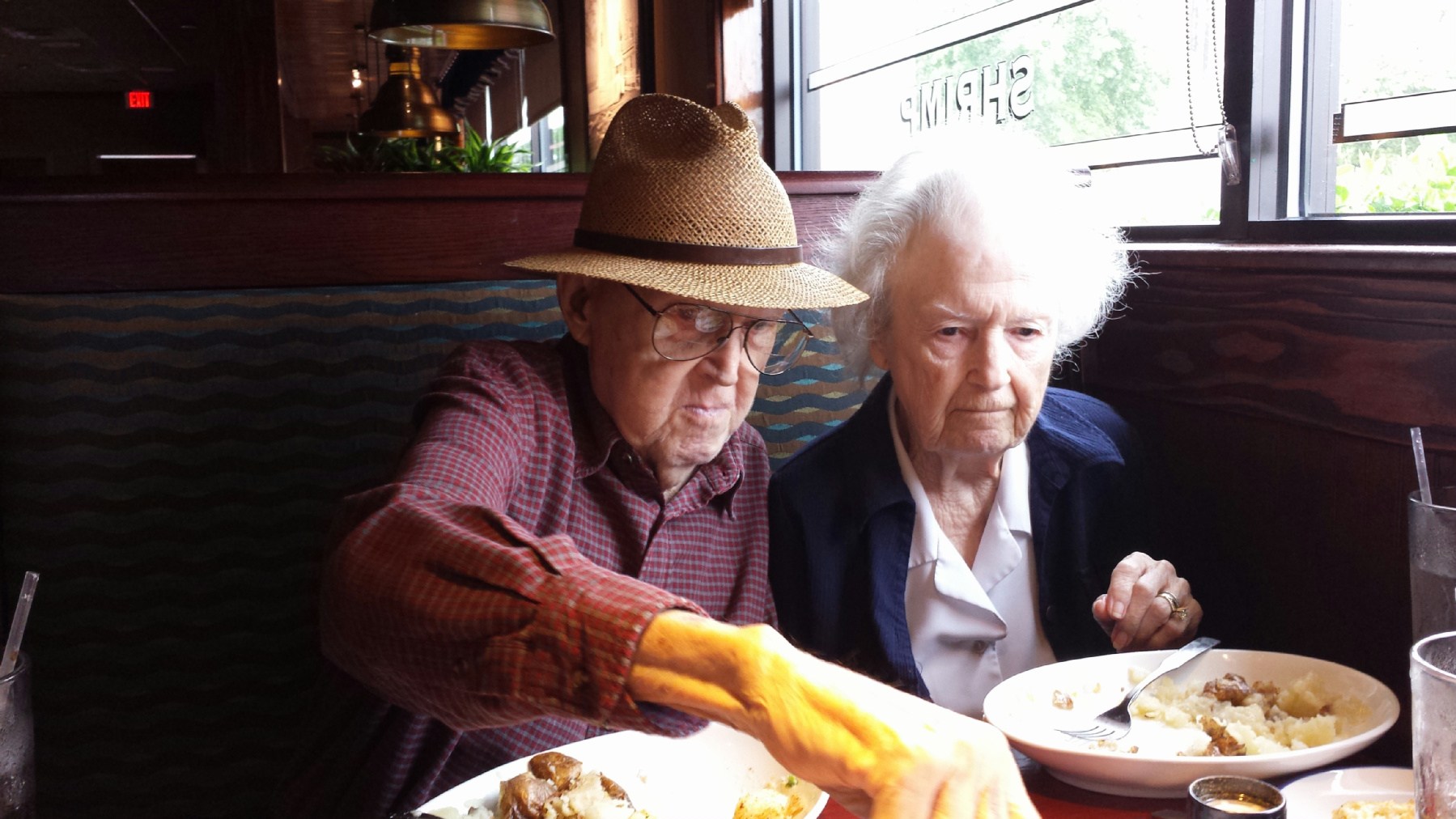 Obituary of Robert R. "Bob" Warr