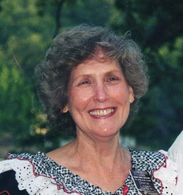 Obituary of Gloria Nell Logan