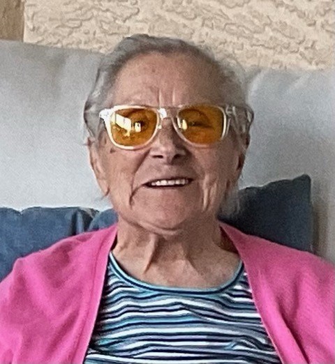 Obituary of Maria Ester Raquel