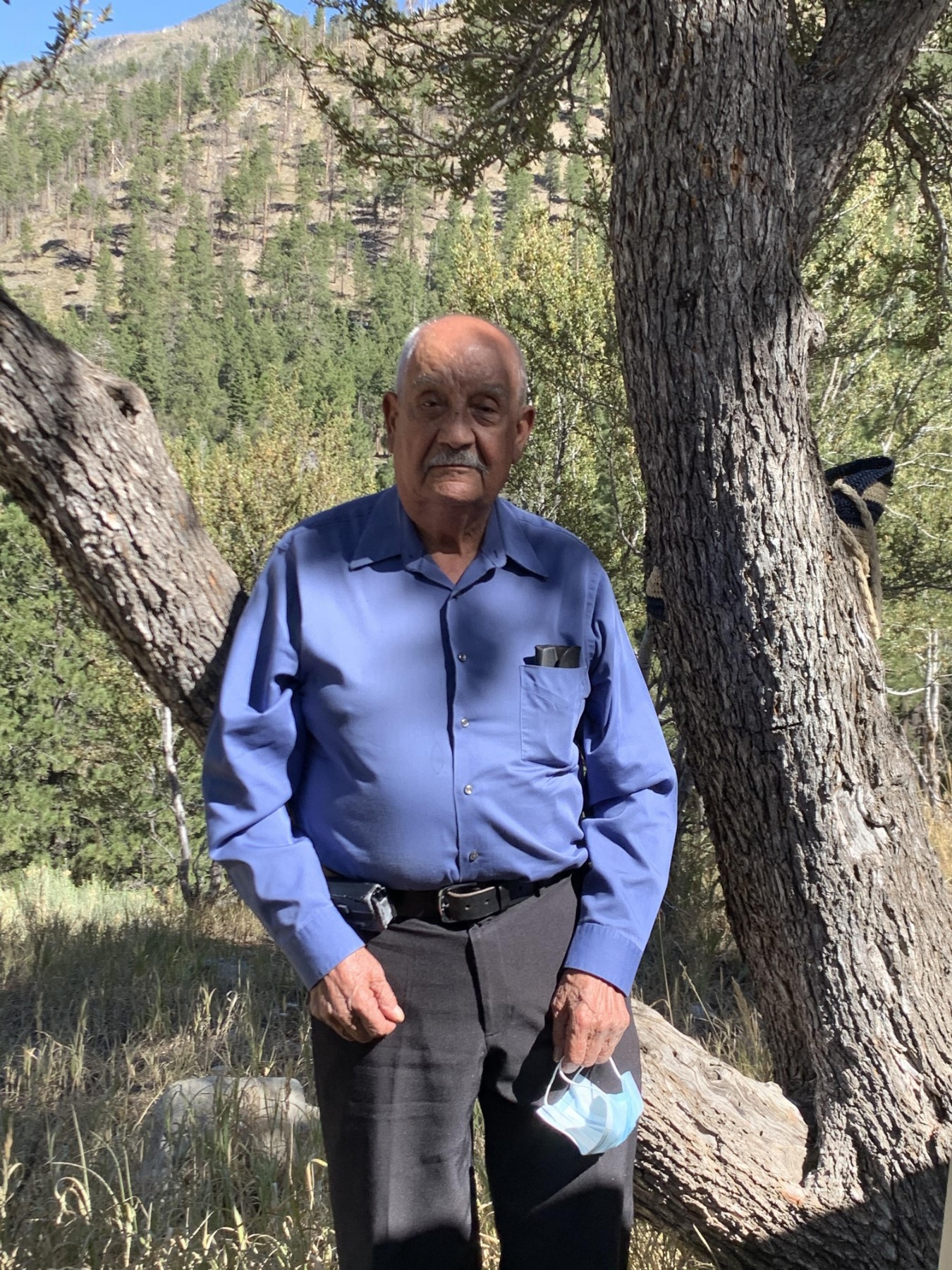 Obituario de Victor Manuel Flores Alvarez