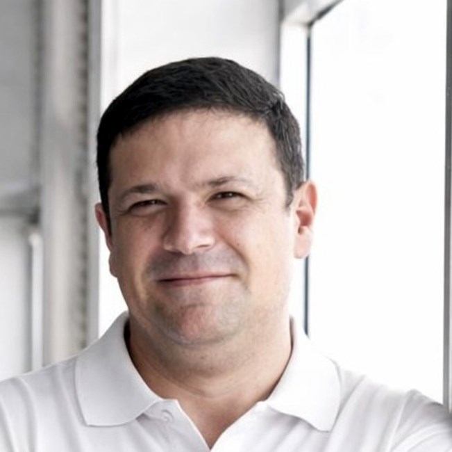 Obituary of Roberto Mauricio Jarrin Tamayo