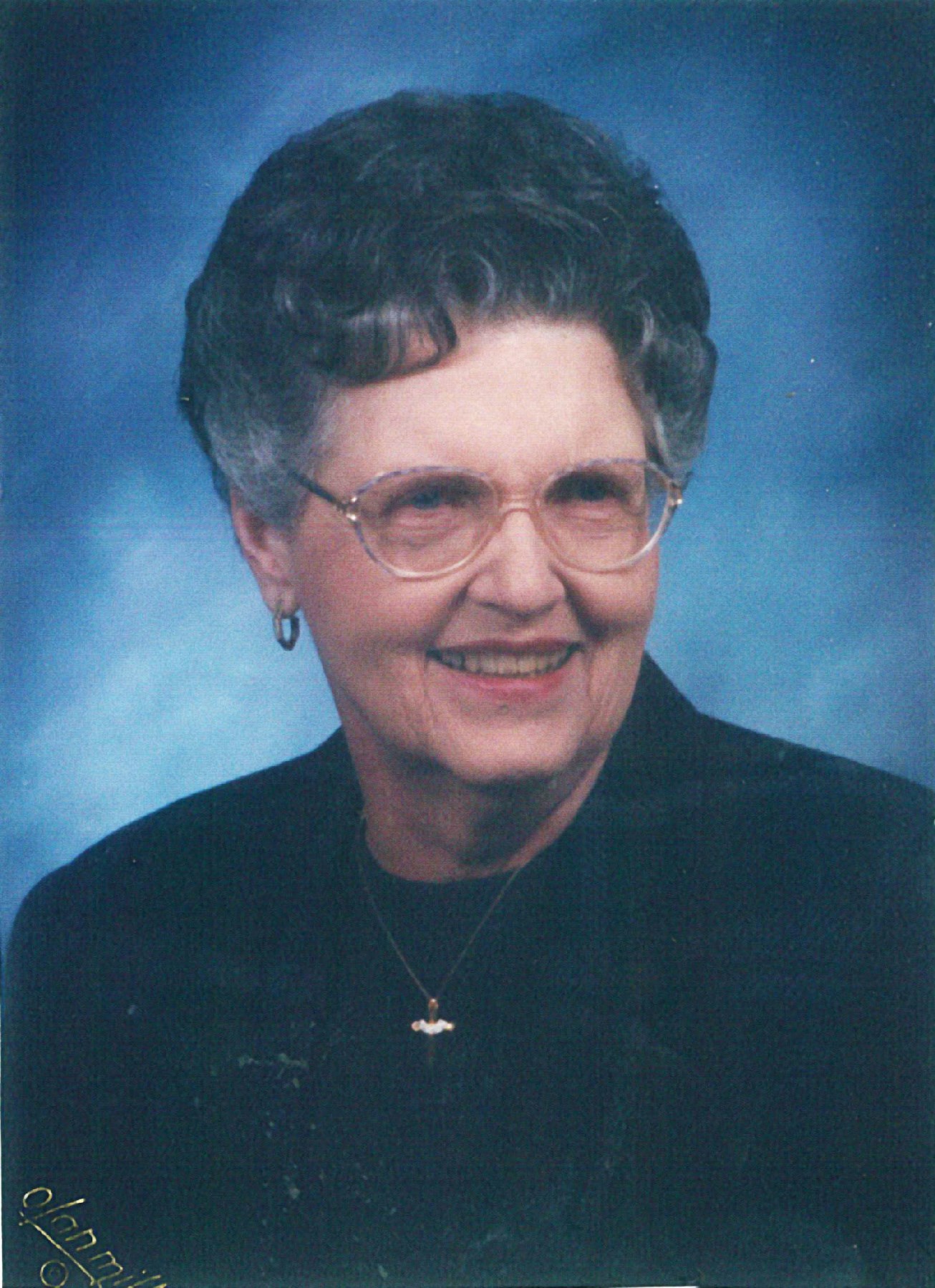 Obituary of Corinne "Tommy" Huggins