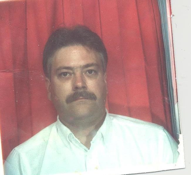 Obituario de Charles V Keighley III