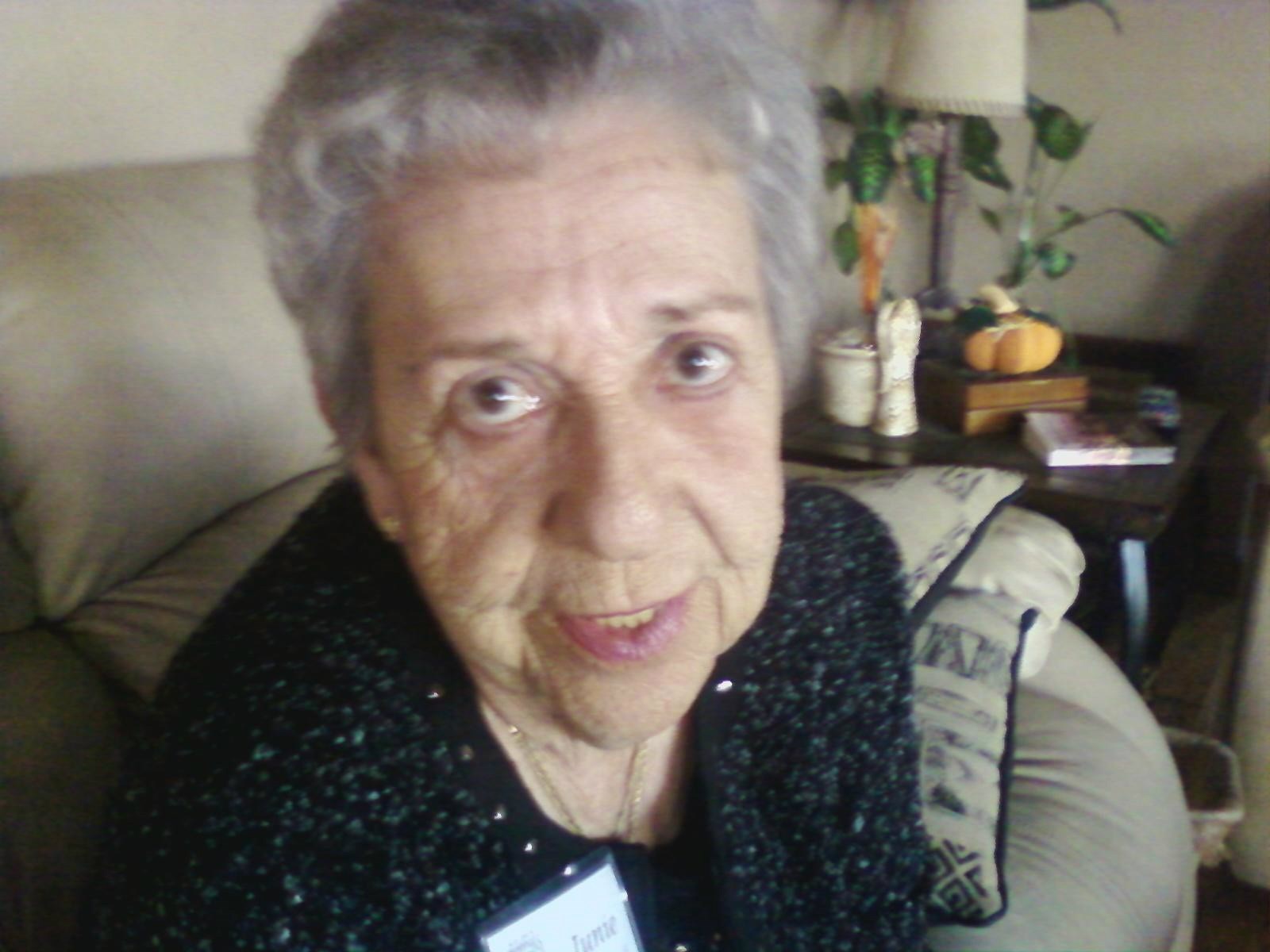 Obituary of Carol Junie "Junie" Holmes