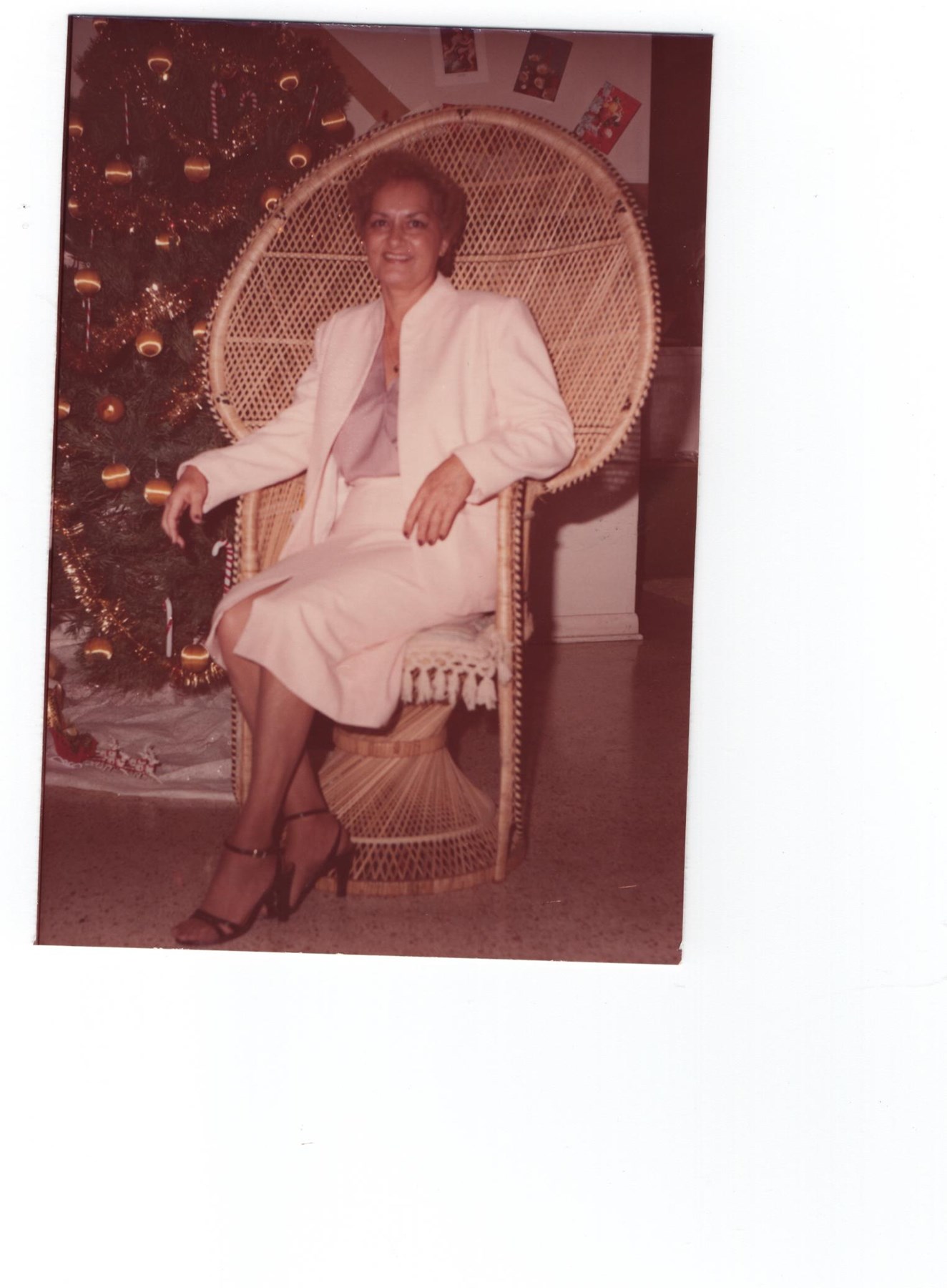 Obituary of Aida Perez