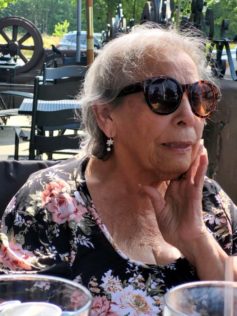 Obituary of Iris Margarita Rivera De Carrera