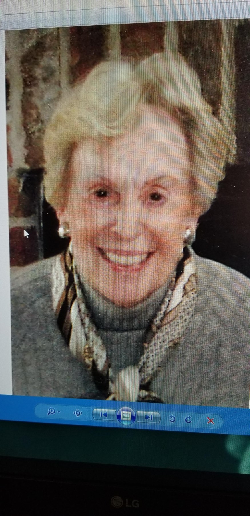 Obituary of Caroline Bartlett Webb