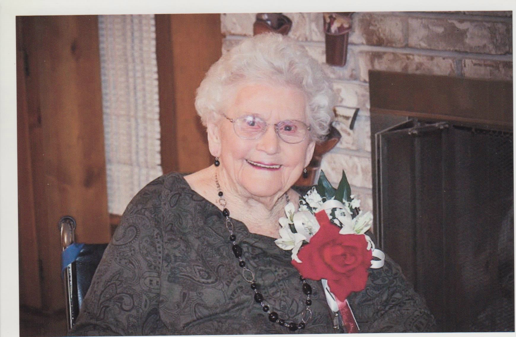 Obituary of Mae Myrtle Harris