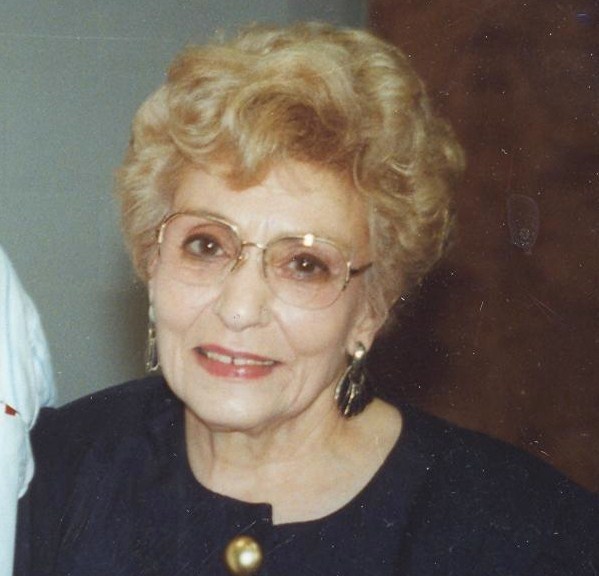 Obituary of Stella Taylor