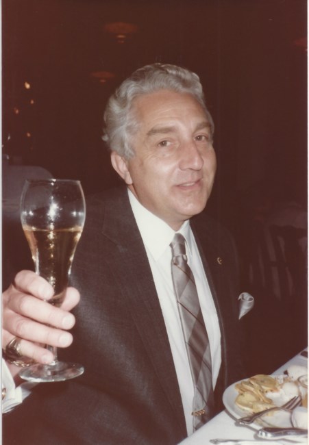 Obituary of Richard Manning Hoffman