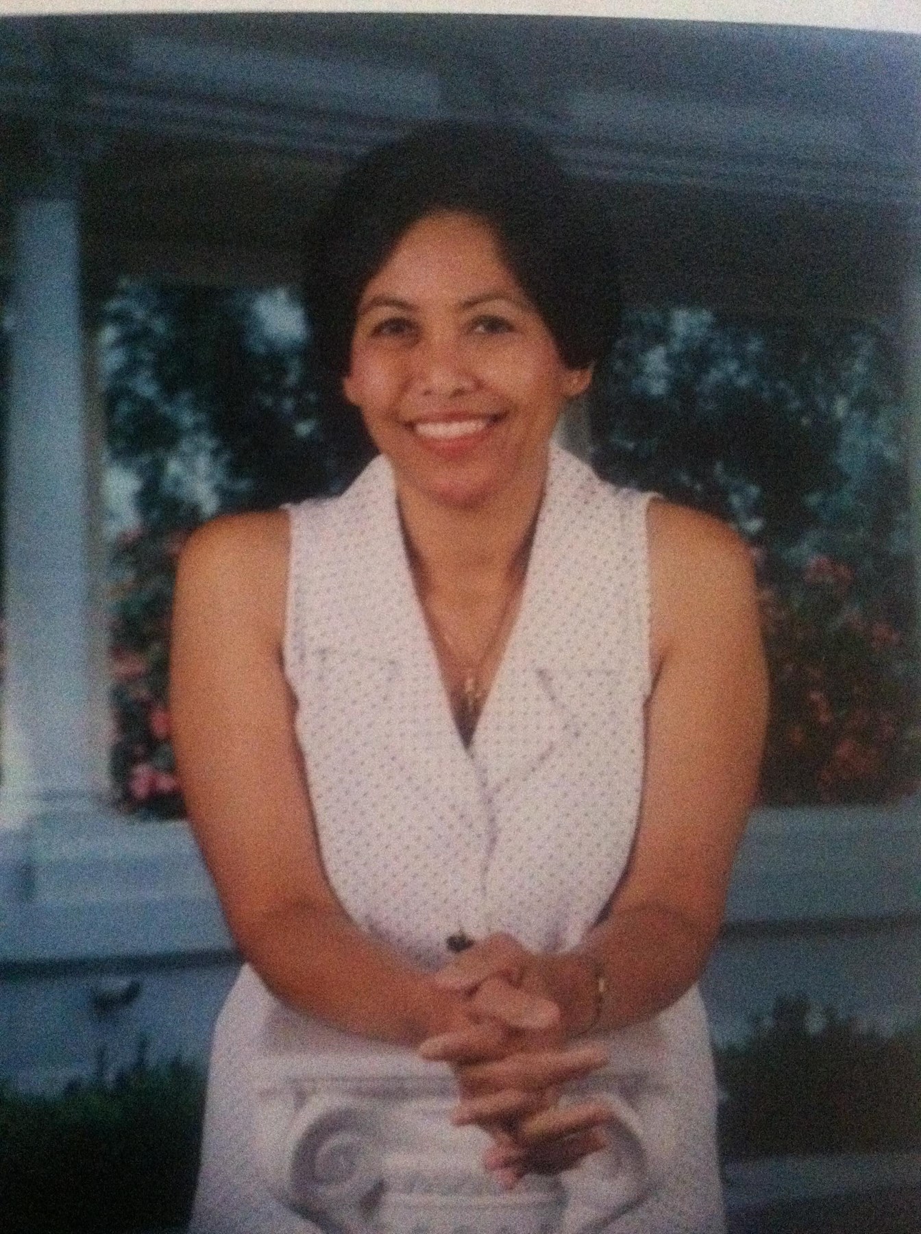 Obituary of Myrna Ronquillo Sangalang