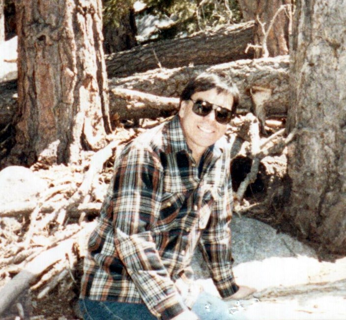 Avis de décès de Louis Rey Hernandez