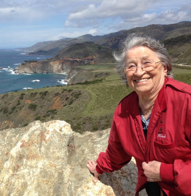 Obituary of Opal Halwes Munn