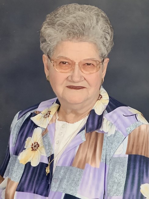 Obituary of Doris Marie Roznovsky