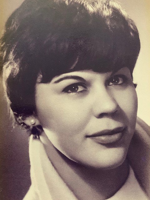 Obituary of Herminia Fernandez