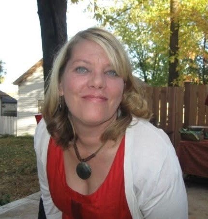 Obituary of Carolyn Benson Dilg