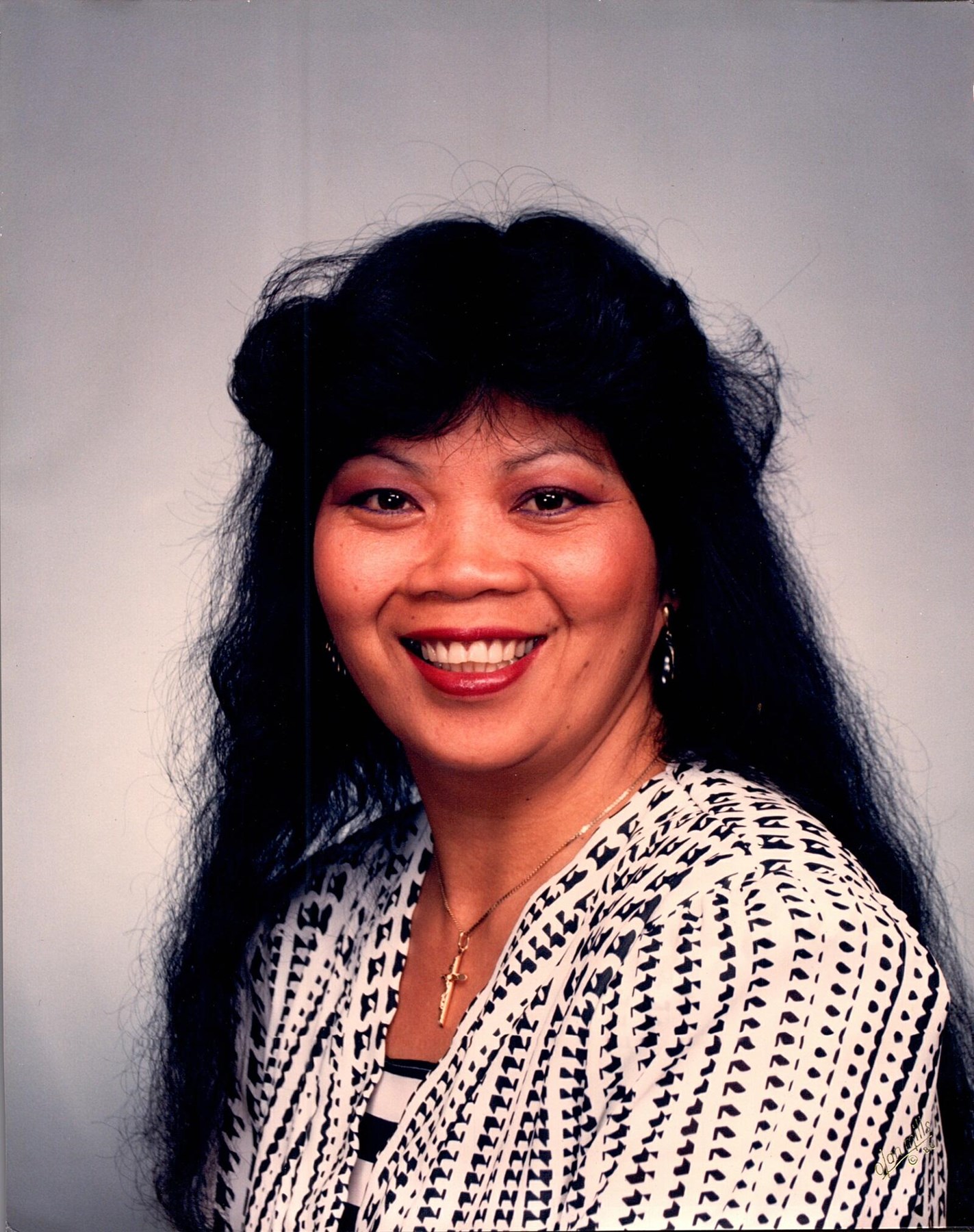 Obituario de Violeta Legara Luebke