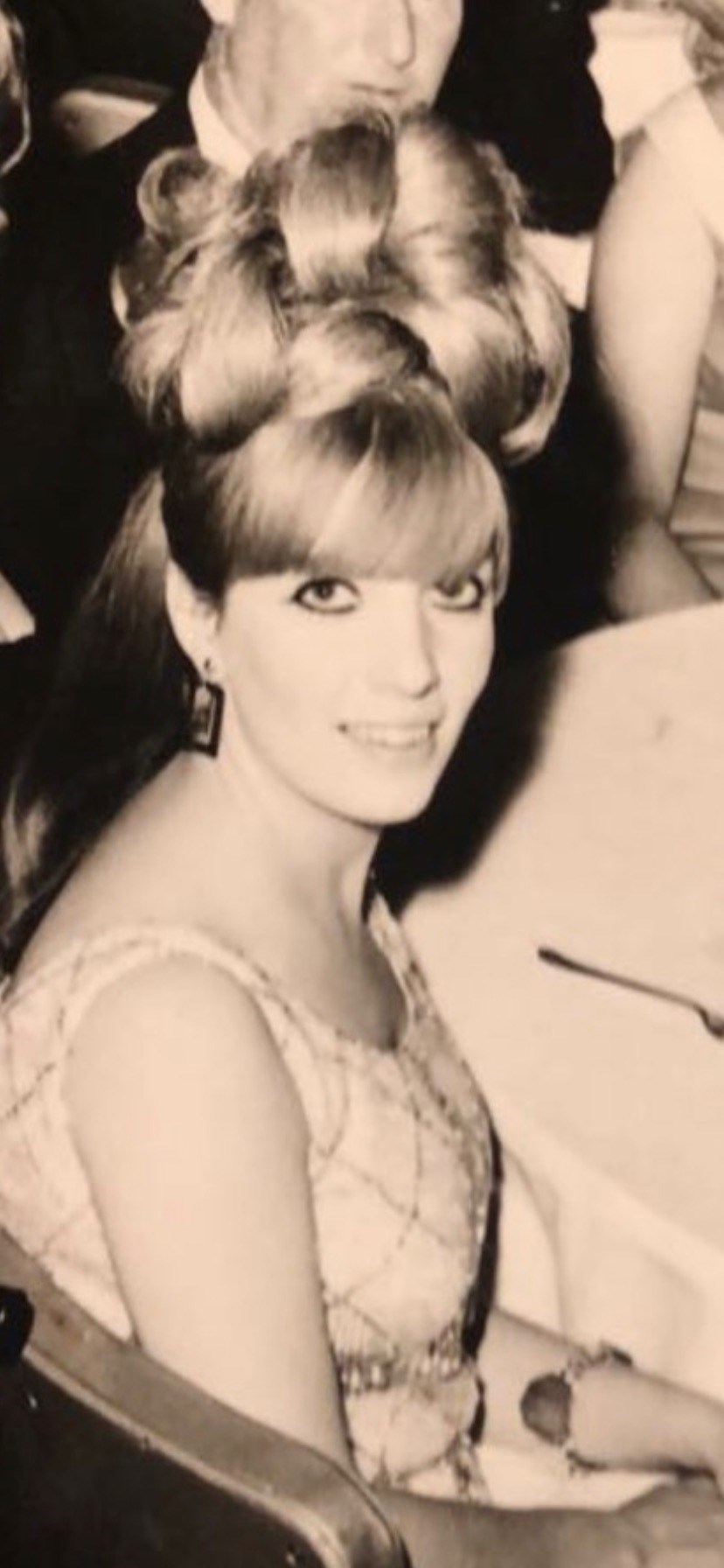 Obituary of Maxine Hart Schultz