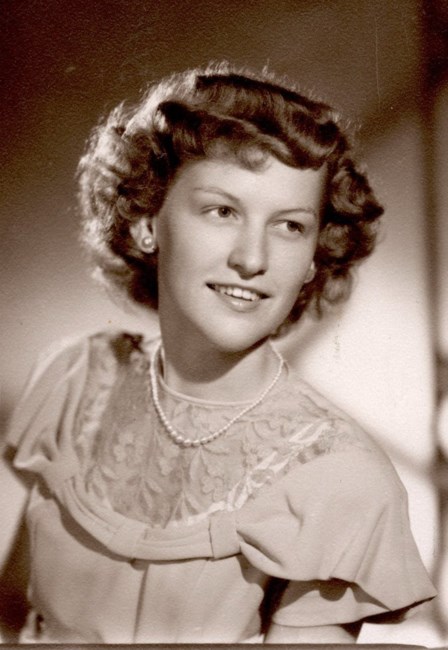 Obituary of Ruth Estelle Richards