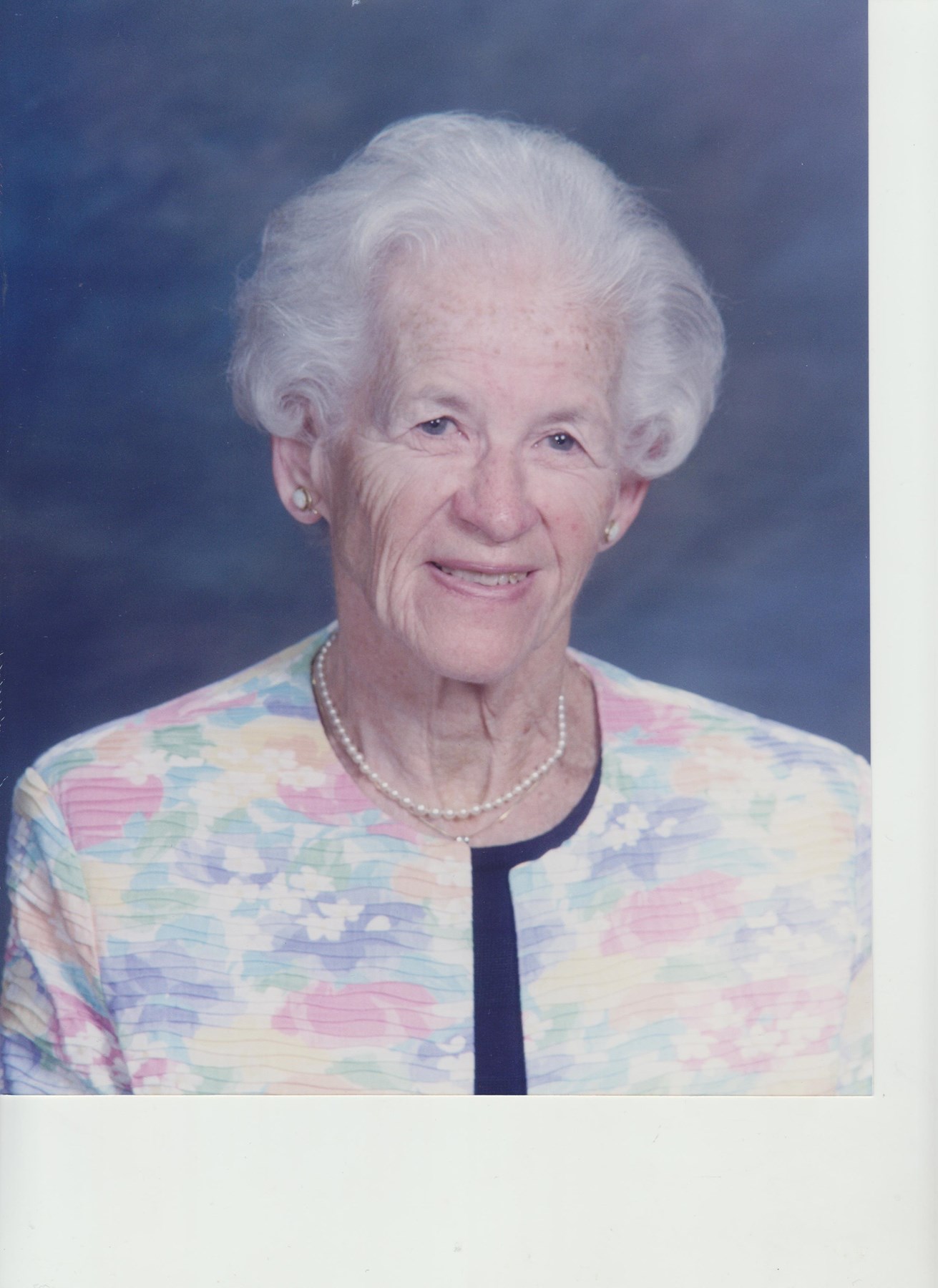 Obituary of Margaret J. MacLeod