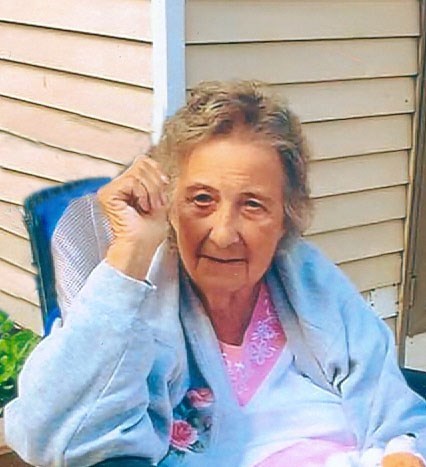 Obituary of Evelyn Louise Blum
