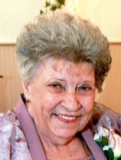 Obituario de Virginia Fay Strickland