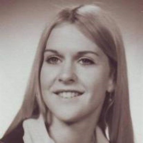 Obituary of Gail G. Barry