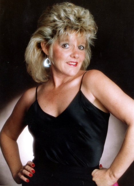 Obituary of Janet Lynn Scharaga Van Doren