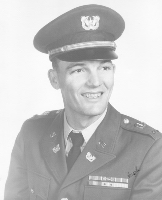 Obituary of Calvin Holmes