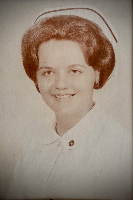 Obituario de Donna Lee Benson