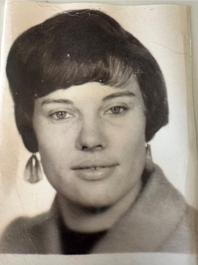 Obituary of Evelyn McCarthy