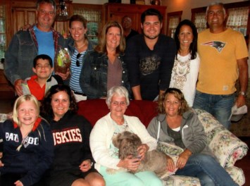 Obituary of Elaine Phyllis Perry