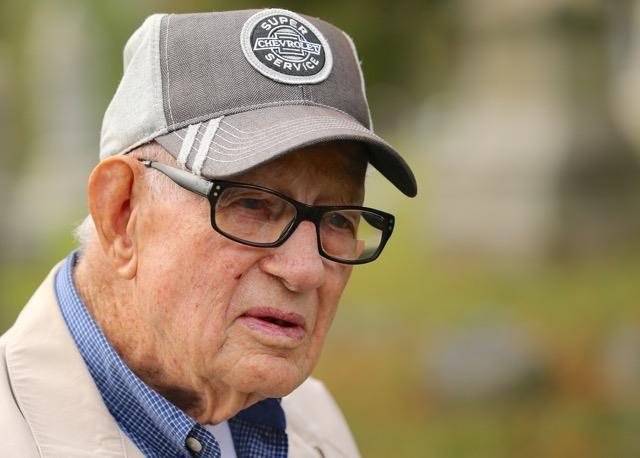 Avis de décès de Howard Wilson Gray