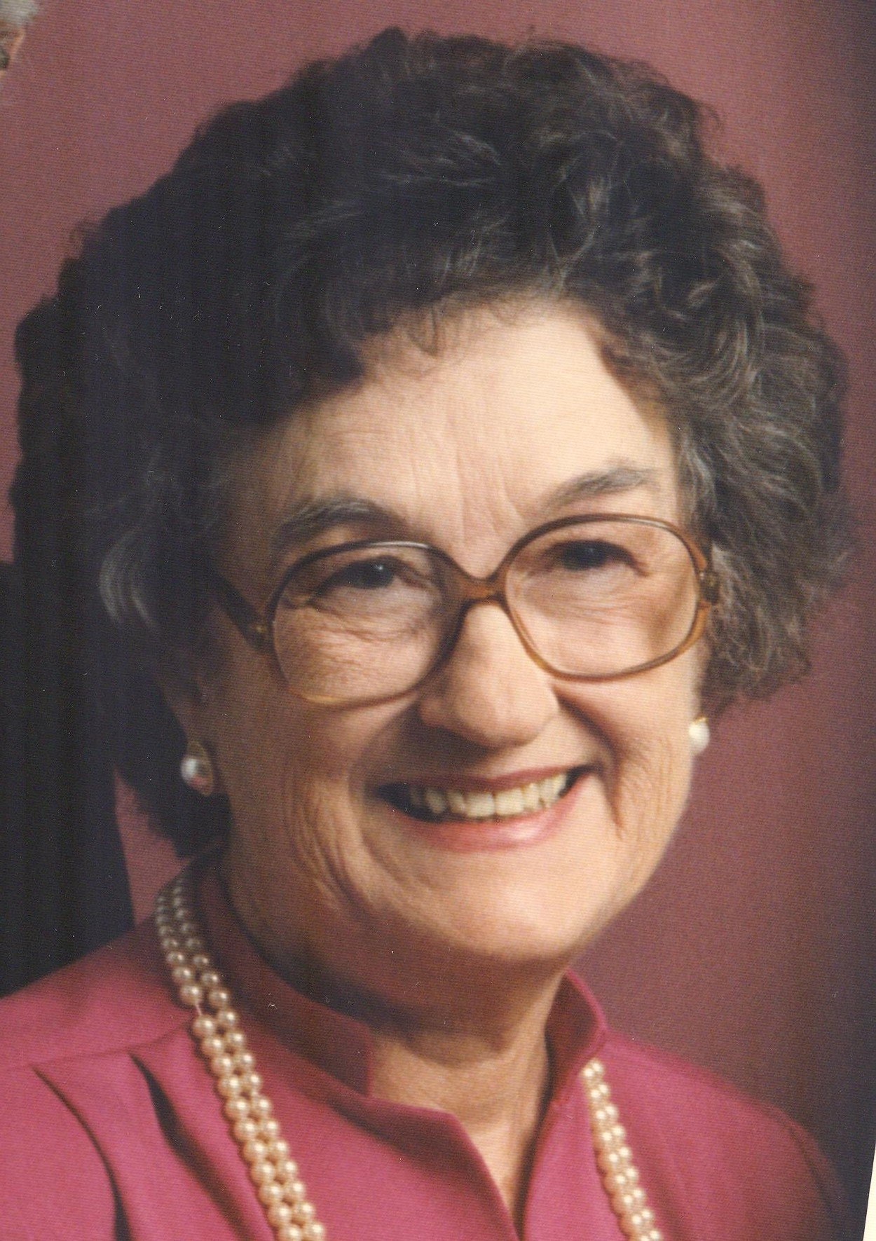 Obituary of Evelyn Pauline (Engle) Hall