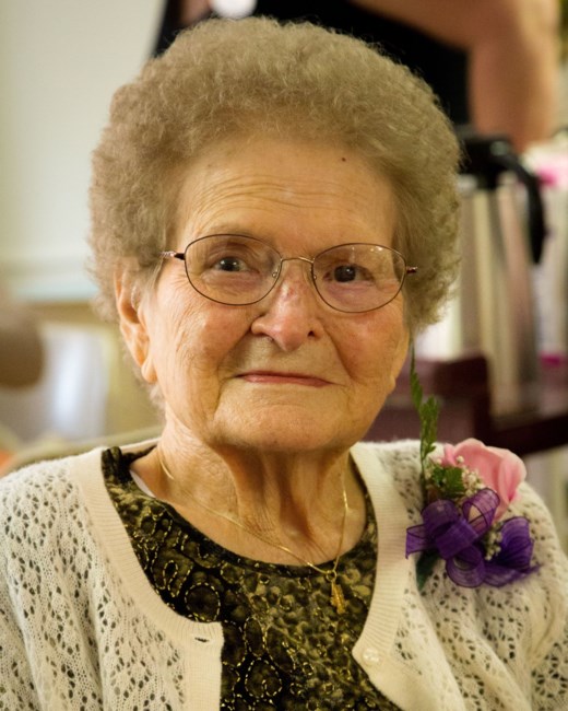 Obituary of Pauline Schneidmiller