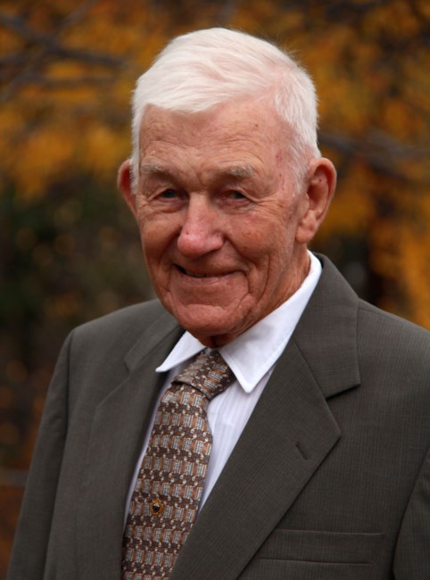 Obituary of Palmer Morris Holtskog